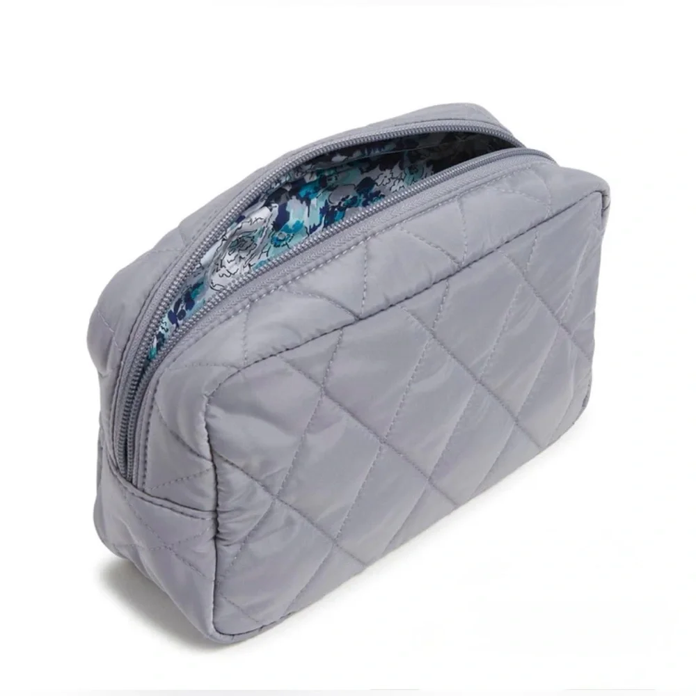 Vera Bradley Ultralight Medium Cosmetic Bag in Frost Gray